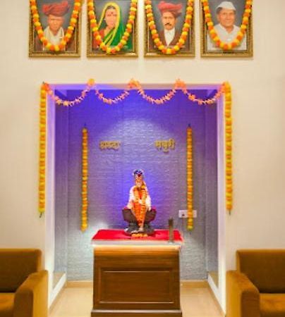 Saish Hotel Shirdi Buitenkant foto